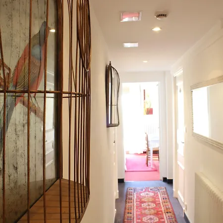 Hotel Nina 2*