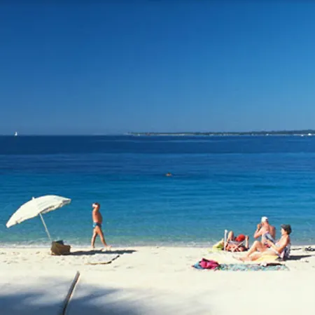 Nina Antibes