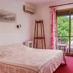 Hotel Nina