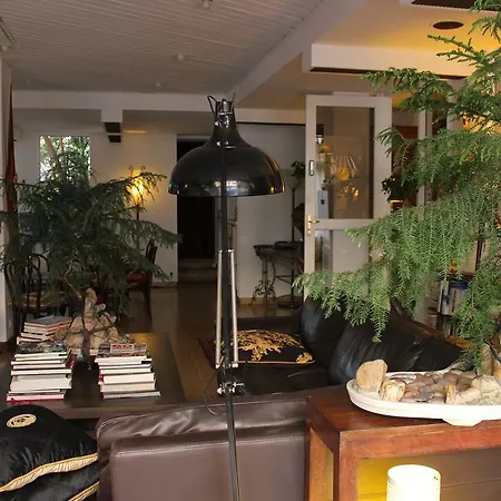 Hotel Nina