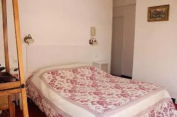Hotel Nina
