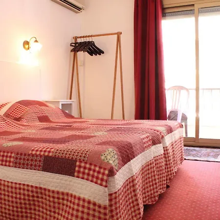Hotel Nina