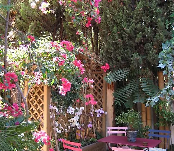 Hotel Nina